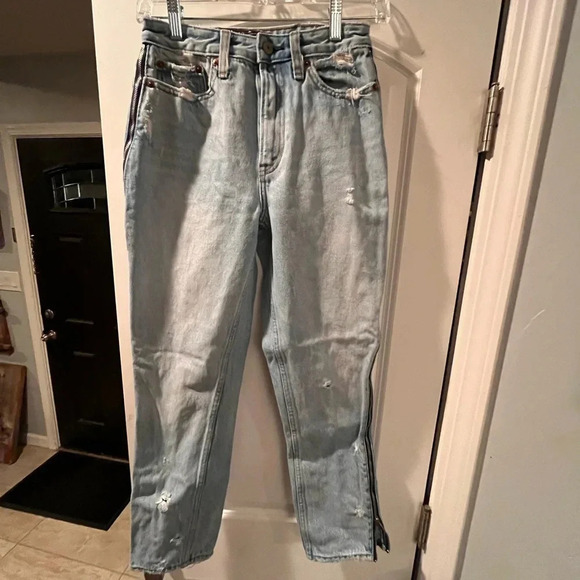 ~Abercrombie & Fitch~ Jeans - Size 25 - Picture 1 of 10